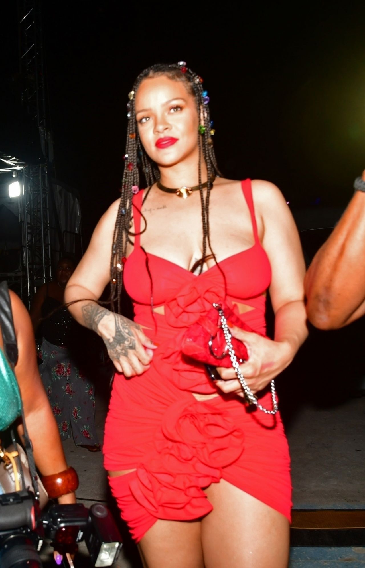 US.LUXURY : Rihanna. Gucci by Tom Ford Beaded Logo Chain Clutch, on Holiday, in Barbados. Absolute Luxury.